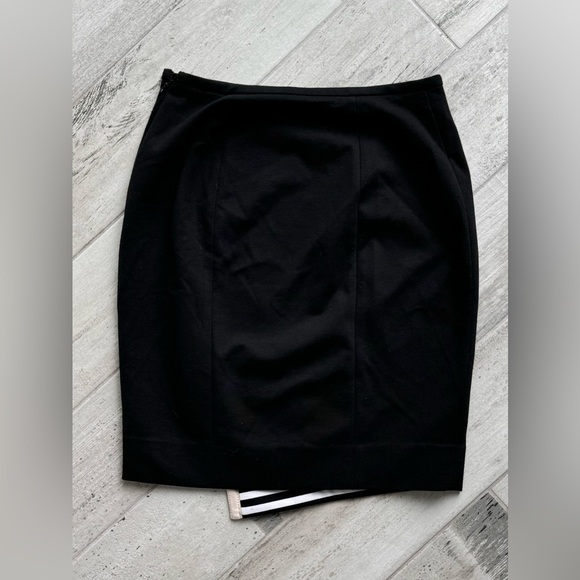 NWT! WHBM Women's Striped Pencil Skirt - size 0 - Picture 3 of 4